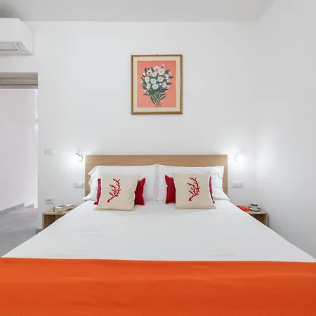 Ampia Casa Con Terrazza *