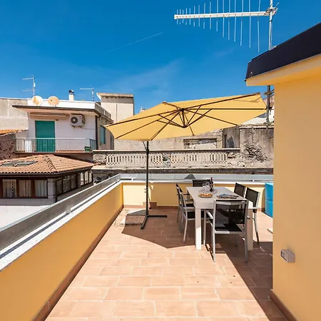 Ampia Casa Con Terrazza *